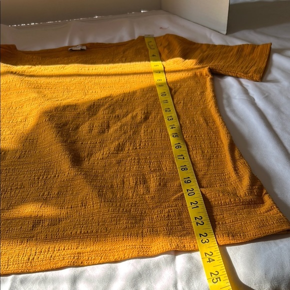 Textured Mustard Yellow Top - Picture 3 of 6